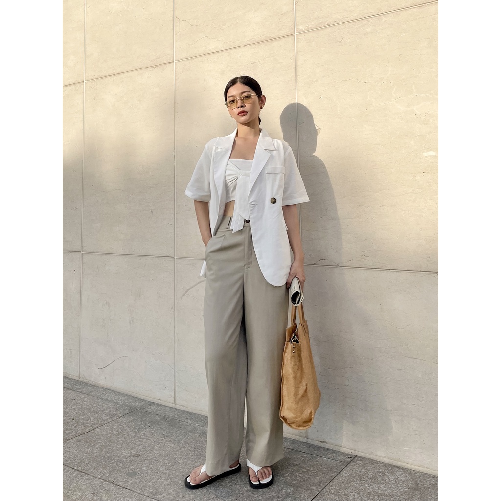 Áo Blazer Ngắn Tay Linen Freesize Màu Beige  - HOO DESIGN