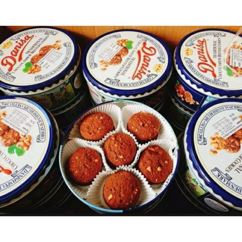 Bánh Danisa Hạt Điều Socola Thái Lan hộp thiếc 200g | BigBuy360 - bigbuy360.vn