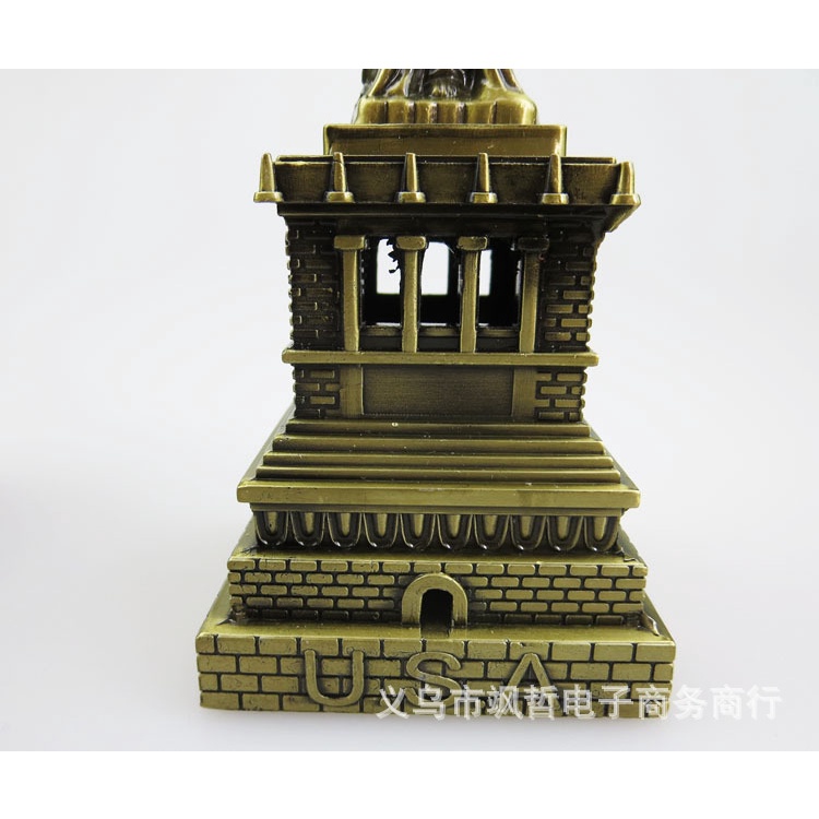 Mô Hình Tượng Nữ Thần Tự Do Usa Bằng Kim Loại Để Bàn Trang Trí