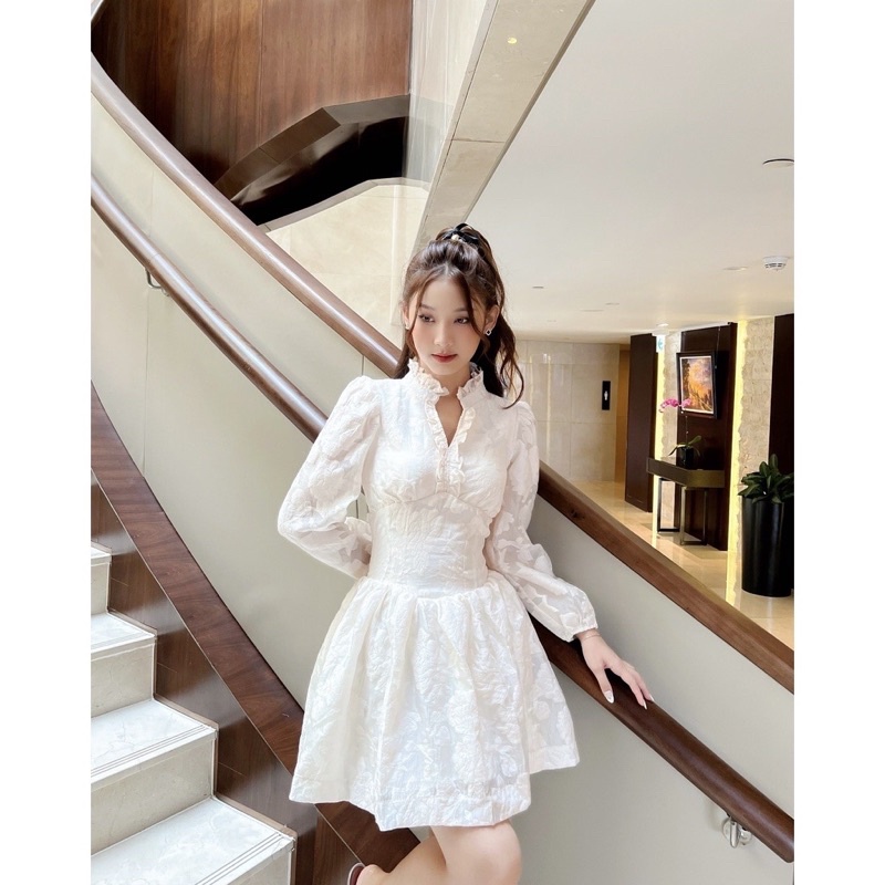 Váy Thiết Kế Tơ Hoa Nổi Cổ V 2 Màu Siêu Xinh Có Ảnh Thật