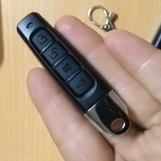 Remote Điều khiển cửa cuốn mã nhảy mẫu mới