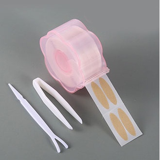 Kích mí in vân lưới mỏng nhẹ, không lộ