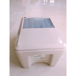 Thùng thu nước và bã trà