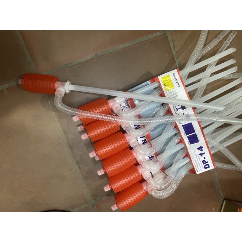 Dụng cụ hút chất lỏng ,bóp tay tiện lợi