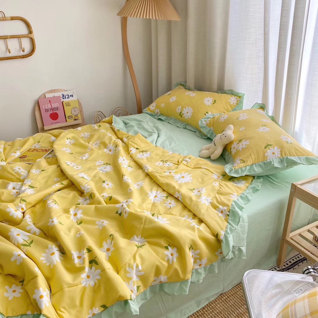 Bộ chăn đũi hè vỏ ga và 2 vỏ gối M2T bedding chăn lót bông thiết kế phối bèo họa tiết đũi cúc vàng