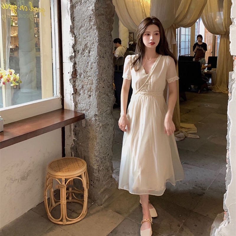 Váy tiểu thư tay lỡ