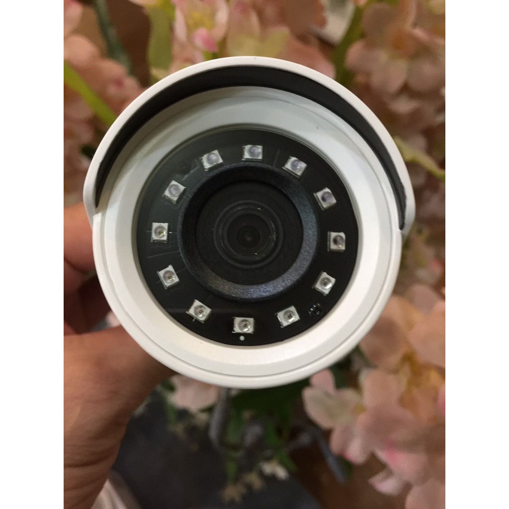 Tặng ổ cứng 1TB - Trọn bộ 04 Camera Hikvision 1080P 2.0 Chính hãng Full VAT | BigBuy360 - bigbuy360.vn