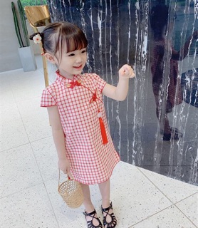 Sườn xám bé gái
