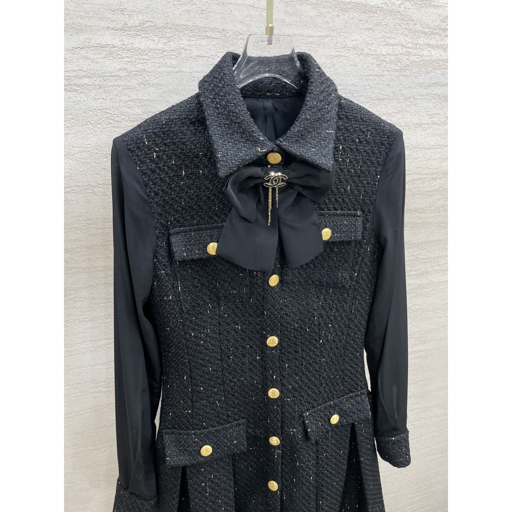 Váy len xếp li dài tay Channel thời trang