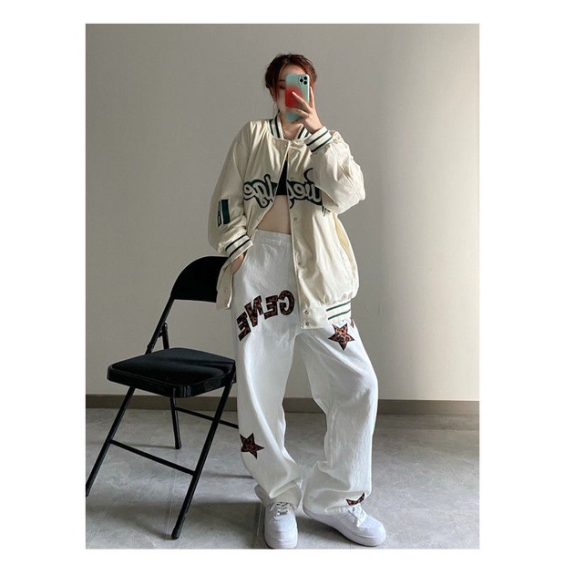 Quần jean ống rộng in chữ thời trang cho cặp đôi