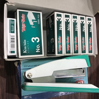 Bộ 1 dụng cụ bấm kim và 3 hộp kim bấm số 3 