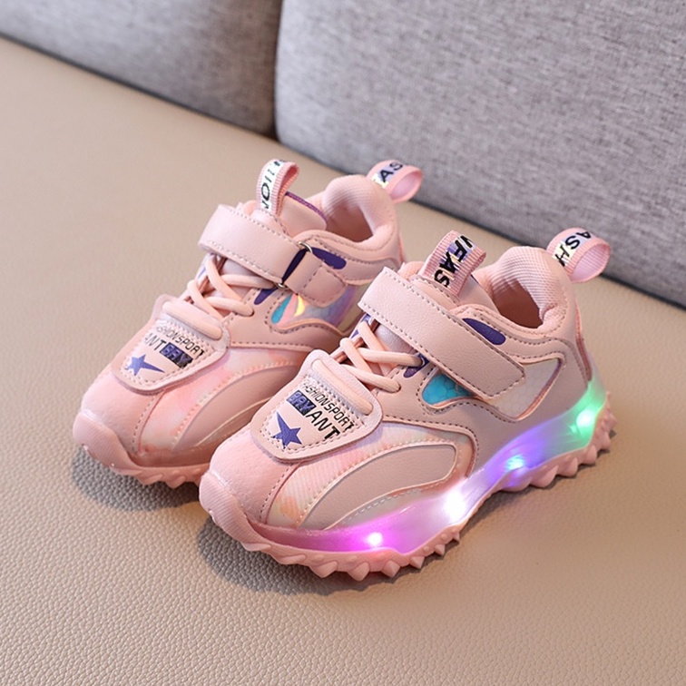 Giày thể thao đèn LED đế gai cho bé trai bé gái từ 1 tuổi đến 5 tuổi . Richkidsstore2021
