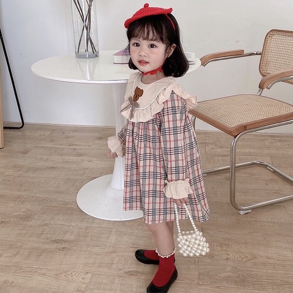 Đầm hoạ tiết burberry thêu gấu xinh xắn cho bé gái size 80-120