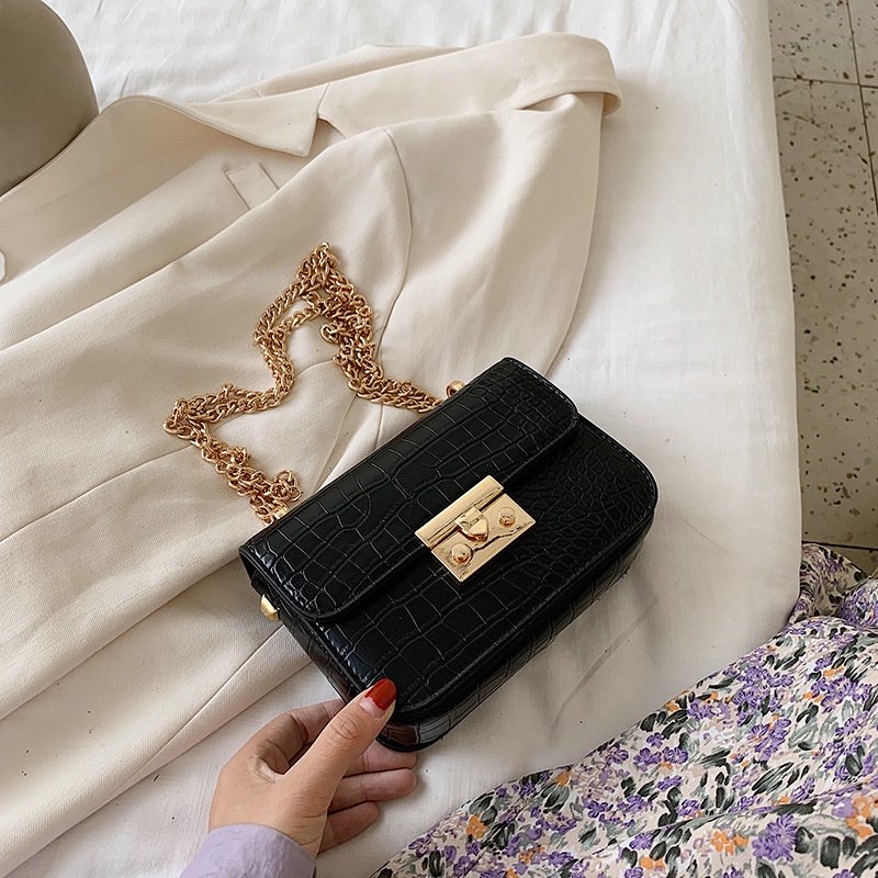 Túi Xách Nữ Đeo Chéo Da Rắn Dây Xích Kim Loại Cao Cấp ChiChi Store