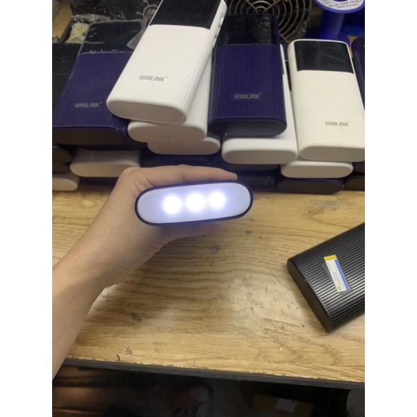 - Pin 18650 +mạch+ box