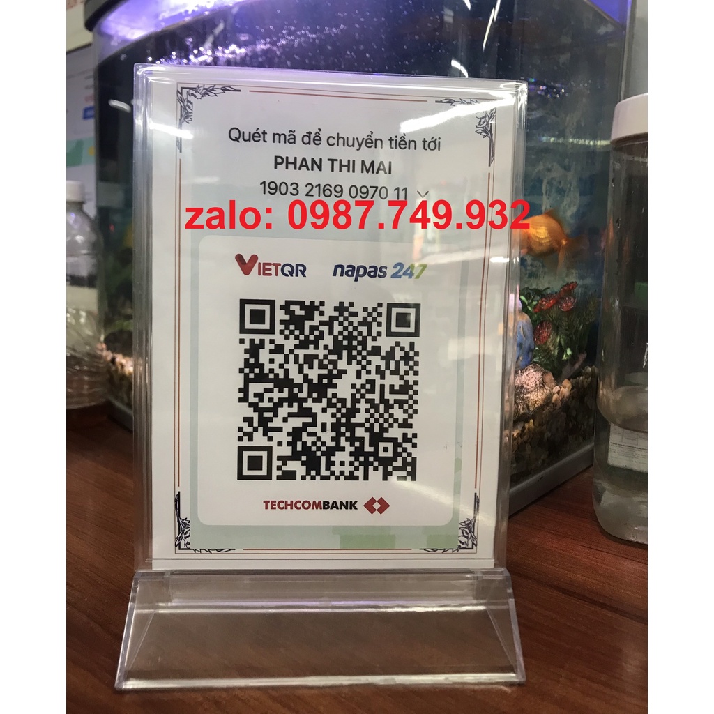 in màu mã quét QR ngân hàng thanh toán + ép plastic khổ A6+ meka để bàn sang đẹp