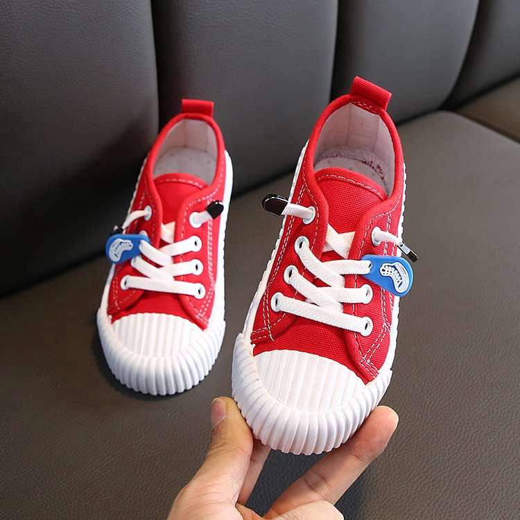 Giày Vải Canvas Cho Bé Từ 2-18 Tuổi