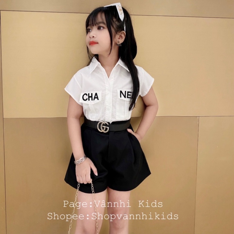 Quần áo bé gái, set áo sơ mi trắng túi ngực họa tiết CHA. NEO cho bé size 10-35kg