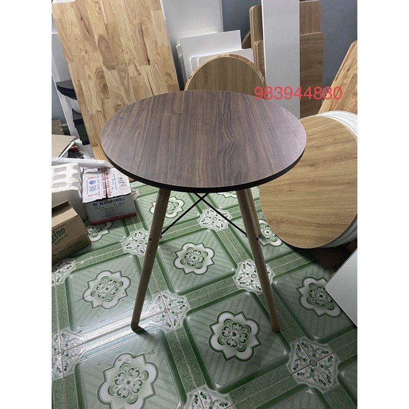 Bàn tròn EAMES đường kính 60,cao 74