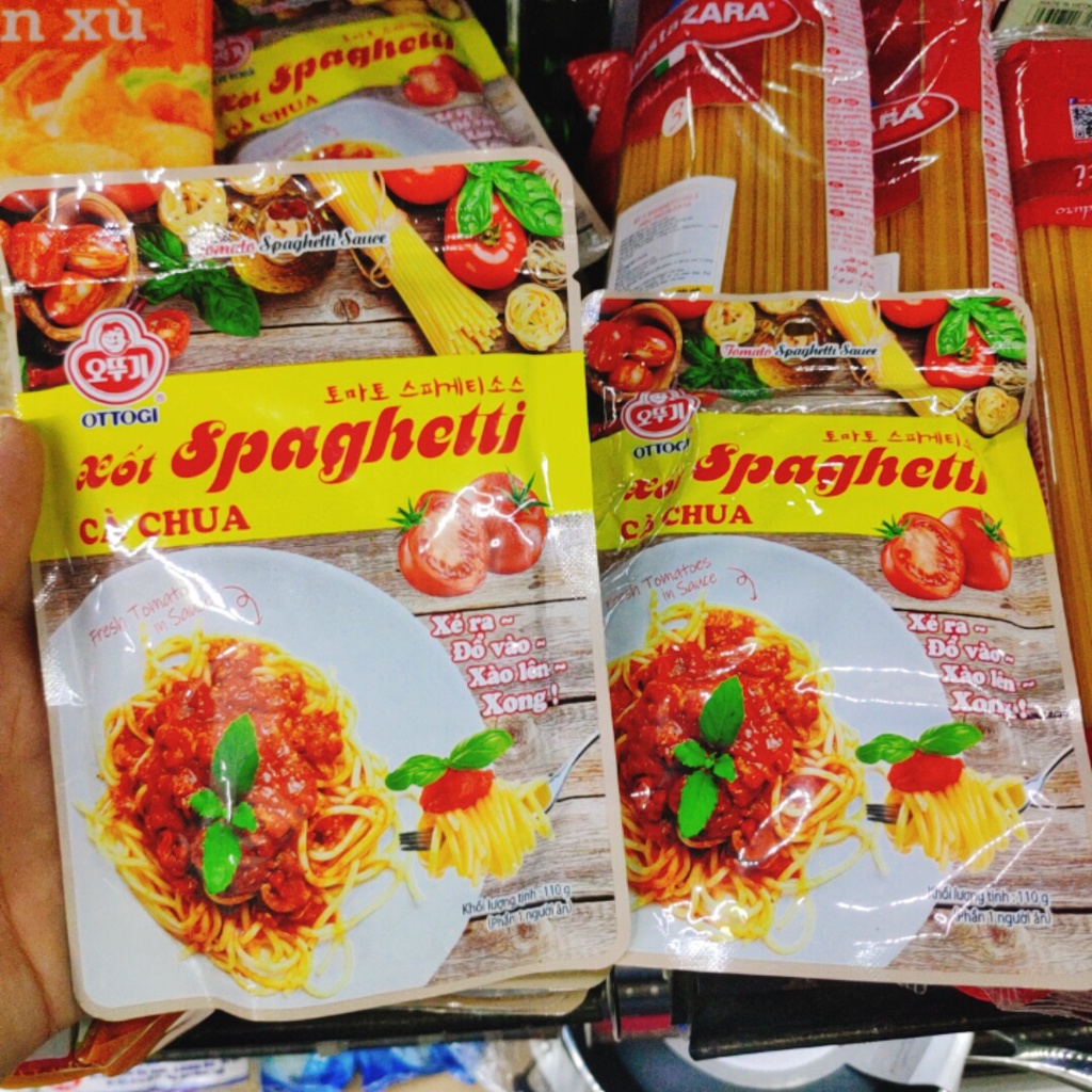 Sốt Spaghetti Vị Cà Chua Và Ớt Ottogi Gói 110g