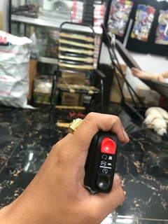 Compo cùm công tắc trái phải