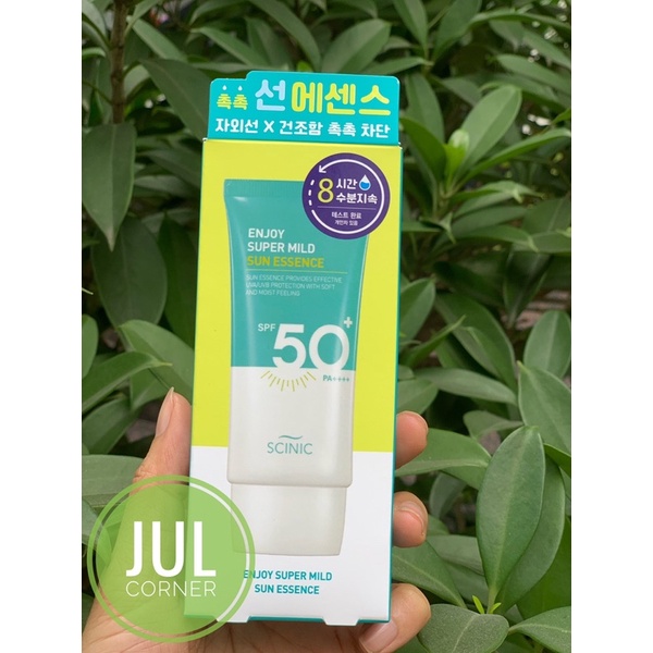 Kem chống nắng dịu nhẹ cấp ẩm Scinic Enjoy Super Mild Sun Essence