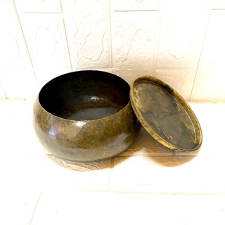 KHAY ĐỰNG TRẦU CỠ TO CHẤT LIỆU BẰNG ĐỒNG KÍCH THƯỚC 11 x 16 cm nặng 450gr được làm bằng thủ công tay