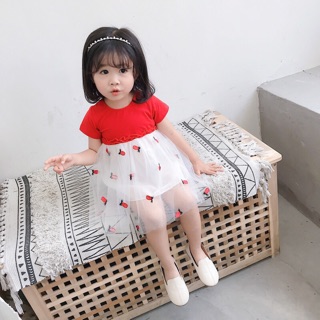 Váy hoa ngực bồng bềnh