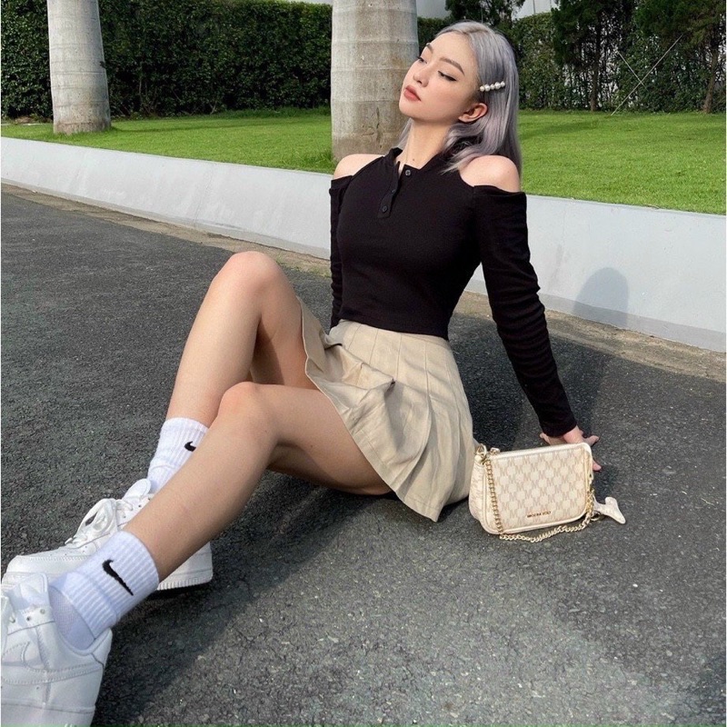 Áo croptop cổ tròn nút dọc khoét vai tay dài chất thun 410 FIORI STORE