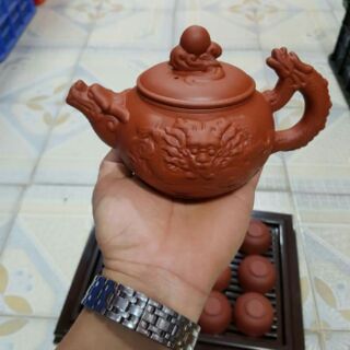 Ấm chén rồng và khay trà hoa