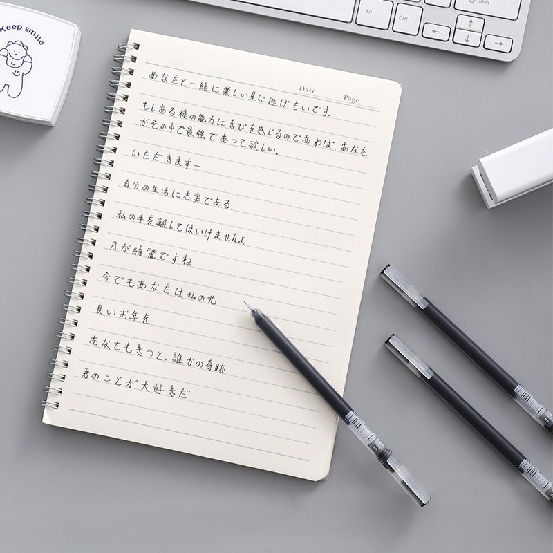 Bút bi mực gel đen ngòi 0.5mm