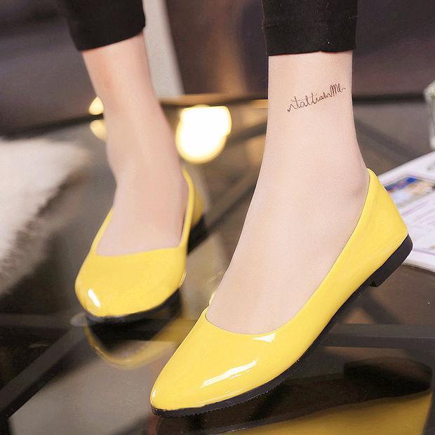 Giày Búp Bê Da Bóng Mũi Tròn Màu Đỏ Trơn Thời Trang Cho Nữ