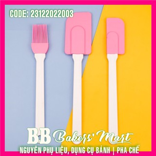 Bộ dụng cụ 3 món (có thể tháo rời đầu): 2 cây phới vét dẹt SPATULA trộn bột, 1 cây CHỔI QUÉT (MÀU SẮC NGẪU NHIÊN)