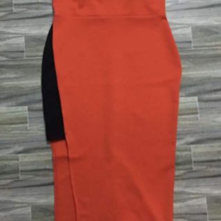 Đầm body cup ngực phối màu