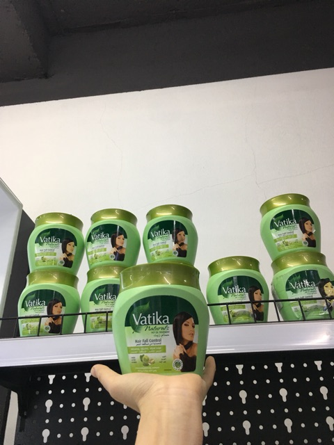 Kem ủ tóc Vatika kiểm soát tóc gãy rụng 500g | BigBuy360 - bigbuy360.vn