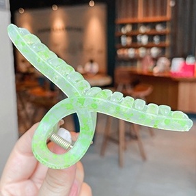 Kẹp tóc hình cá mập kích cỡ lớn nhiều màu sắc phong cách hàn quốc cho nữ