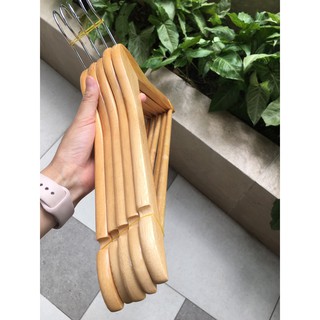 Móc gỗ treo quần áo