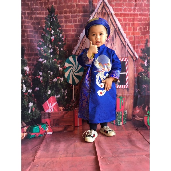 Áo dài gấm tết cách tân cho bé trai