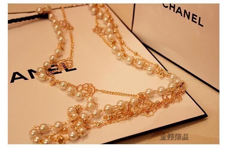 Dây chuyền dáng dài đính hoa và ngọc trai phong cách Hàn Quốc