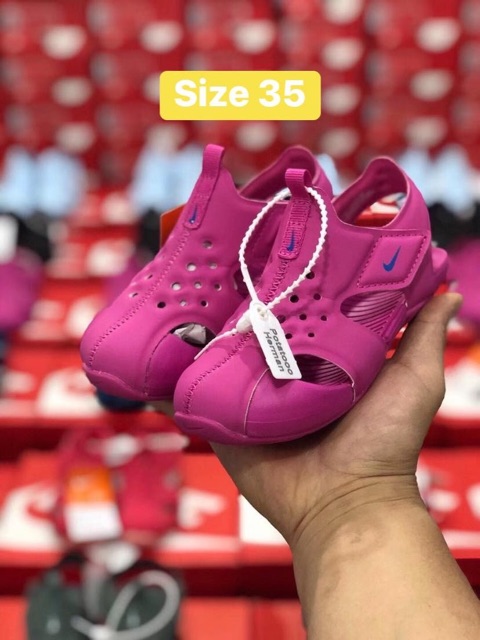 Xăng Đan bé trai, bé gái