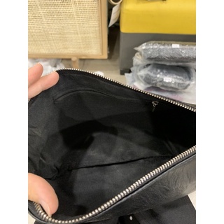 TÚI ĐEO CHÉO DÁNG CLUTCH MỀM