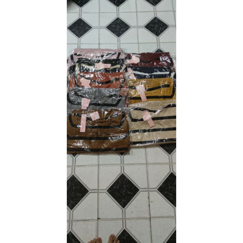 Áo khoác len dây kéo khóa sọc ngang