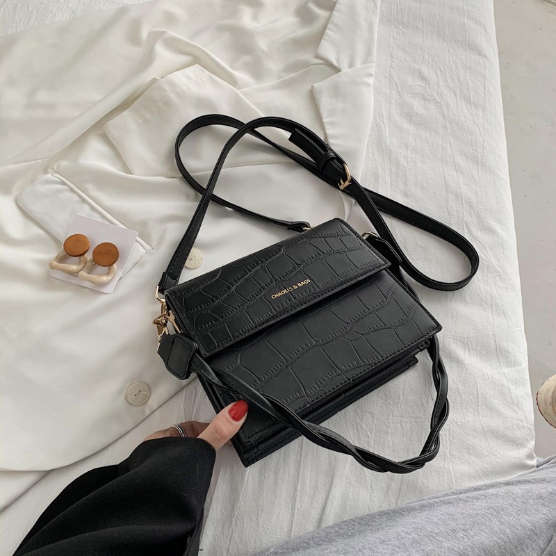 Túi da nữ họa tiết vân form vuông - MA216 | BigBuy360 - bigbuy360.vn