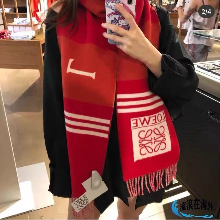 Khăn choàng cổ họa tiết ca rô thời trang thu đông mới 2021 dành cho học sinh
 | BigBuy360 - bigbuy360.vn