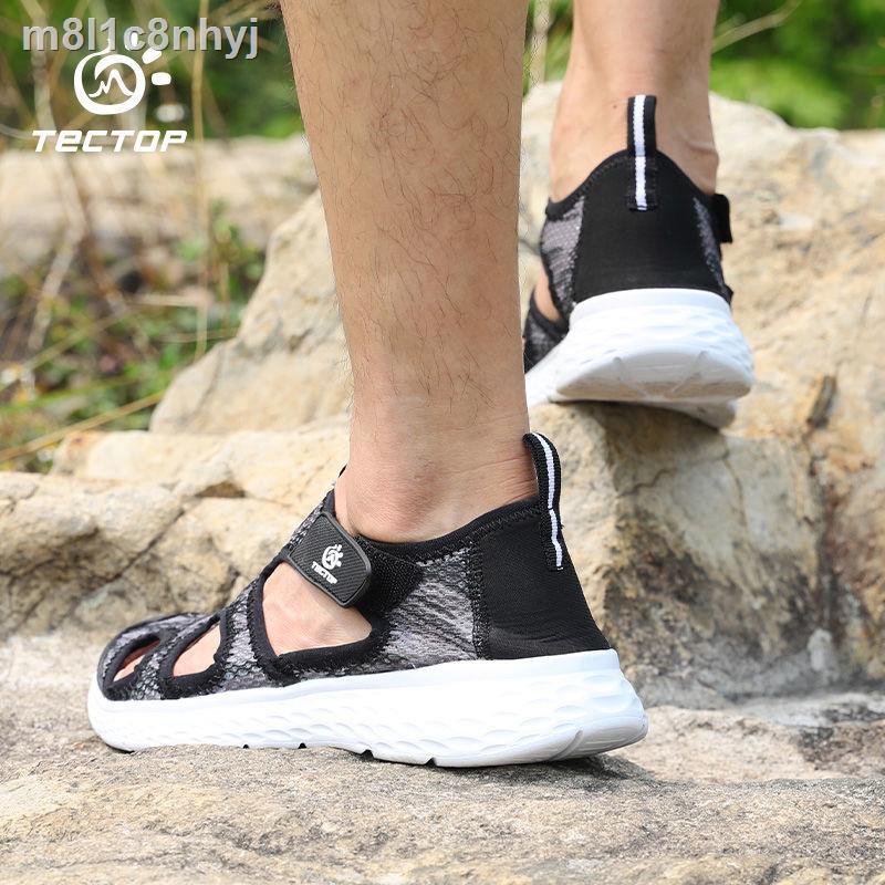 Giày sông Tantuo của nam và nữ Khô nhanh, thoáng khí ngoài trời Cặp đôi chống trượt Baotou Sandals đi biển lội nước