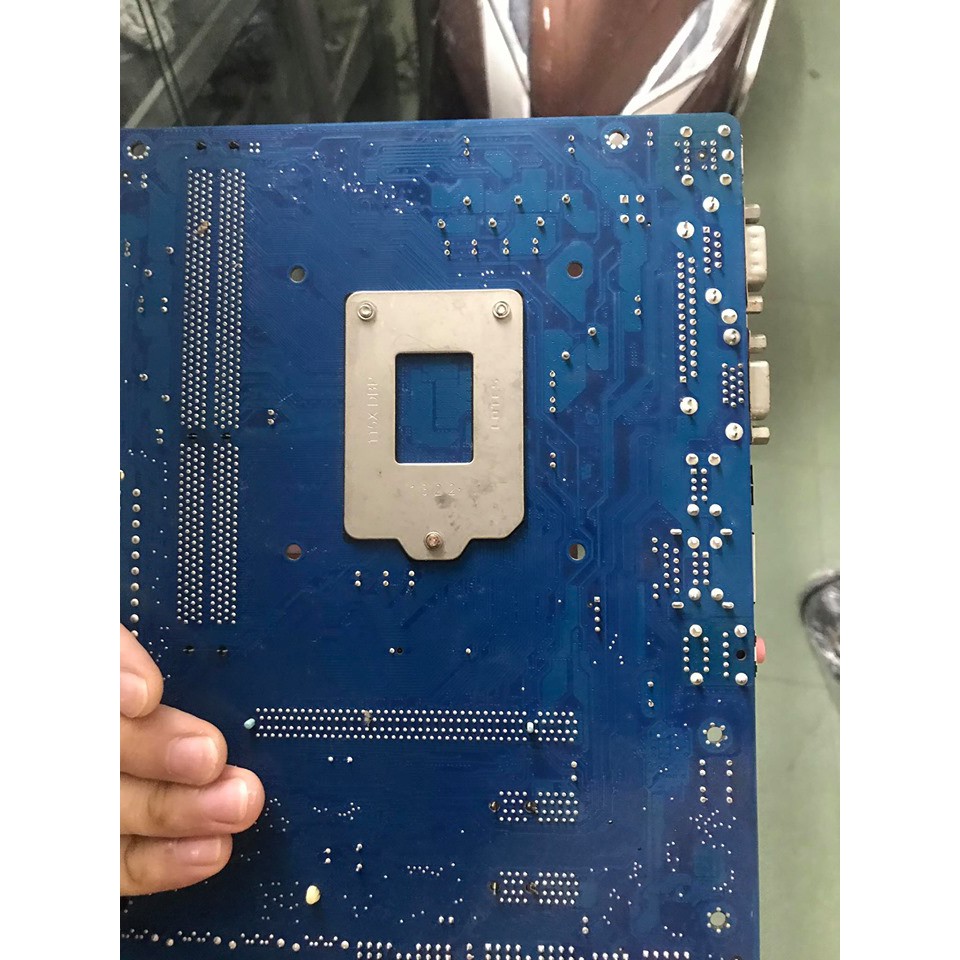 Main Giga H61 chính hãng đủ chặn tặng tuýp keo tản nhiệt bán phá giá thị trường main | BigBuy360 - bigbuy360.vn