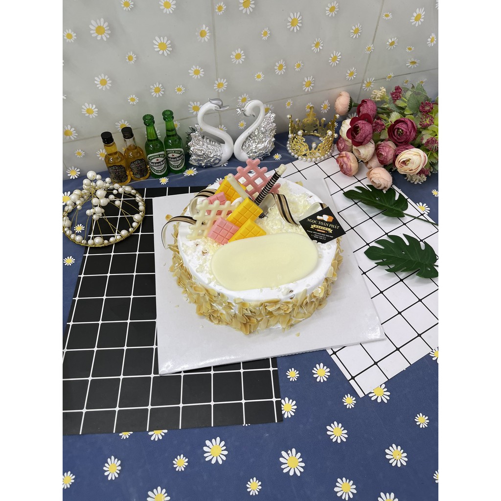 BÁNH KEM MỪNG THÔI NÔI 1.5 TẤC GIAO LIỀN TRONG NGÀY TPHCM