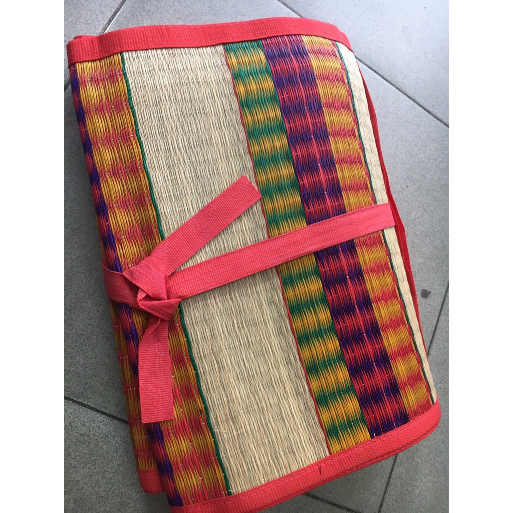 chiếu cói uzu cá nhân cao cấp khổ 80x 190 bền đẹp tiên dụng gấp thành 3 gon gàng cho dân văn phòng