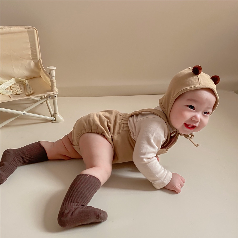 Bộ áo liền quần + nón in hình gấu dễ thương dành cho bé sơ sinh