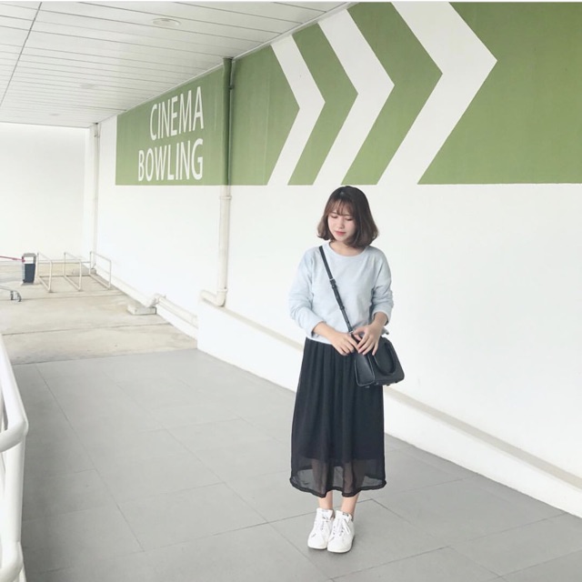 Áo nỉ dáng ngắn | BigBuy360 - bigbuy360.vn